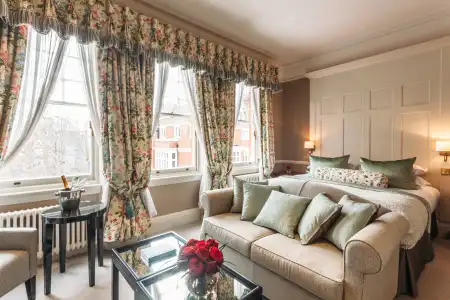 11 Cadogan Gardens and The Apartments by Iconic Luxurys - 40
