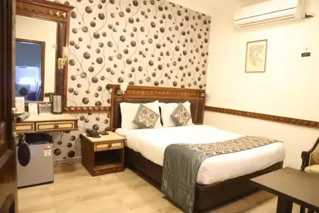 Amar Inn - 14