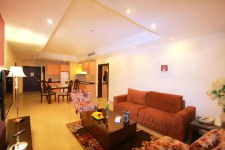 City Rose Suites - 102