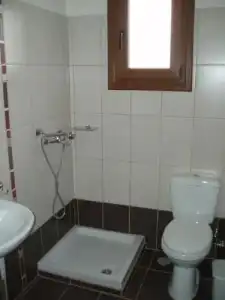 Eleni - 8