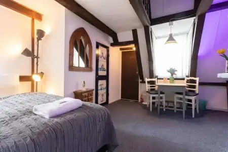 Tulip Guesthouse - 4