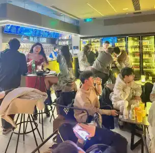 Dayin International Youth Hostel(East Nanjing Road & The Bund) - 32