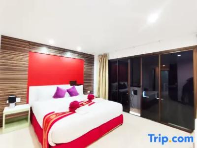 Patong Max Value - 81