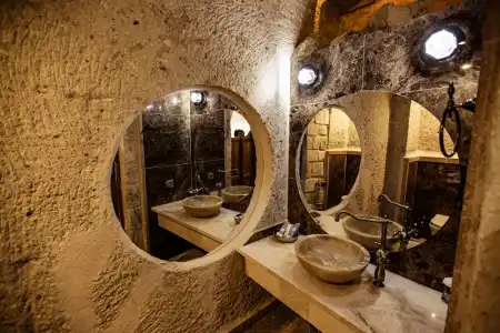 Oread Cave Suites - 232