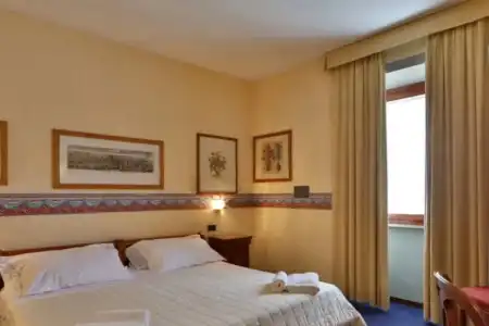 Residence Select Executive - 2