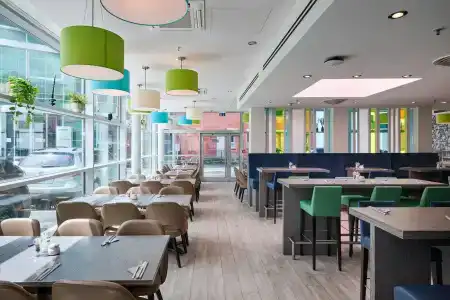 Premier Inn Wurzburg - 23