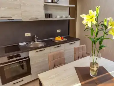 Luxury Apartments Queen - 36