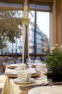 Marceau Champs Elysees - 9