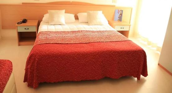 c-hotels International - 43