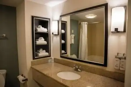 Wyndham Garden Erie - 44