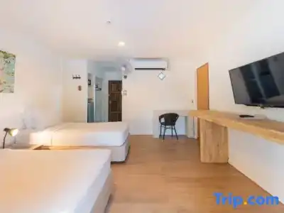Dolphin Bay Beach Resort - 59