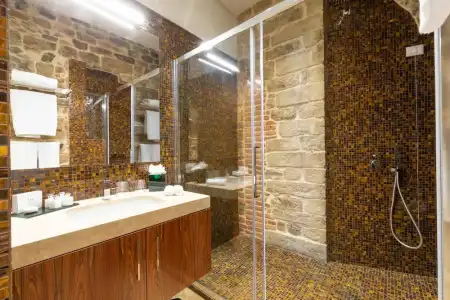 Donati Luxury Tower Suites - 153