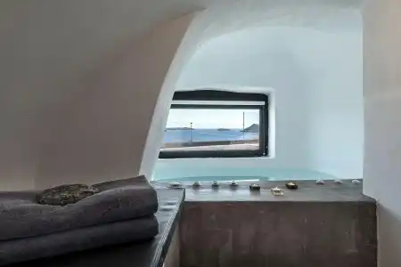 Pearl of Caldera Oia Boutique - 31