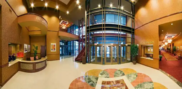 Embassy Suites by Hilton E Peoria Riverfront Conf Center - 15