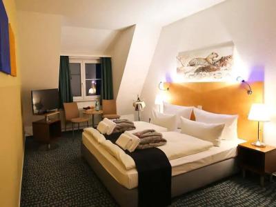 Check Inn Merseburg - 2