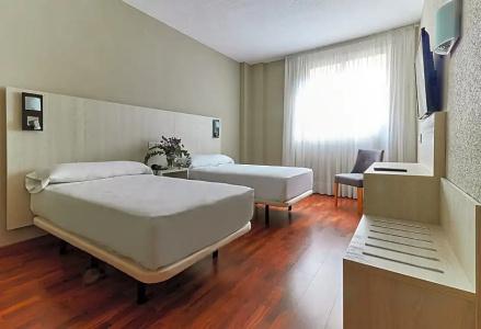 B&B Zaragoza Royal - 88