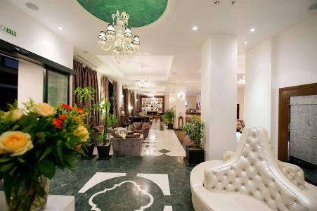 Dioni Boutique - 2