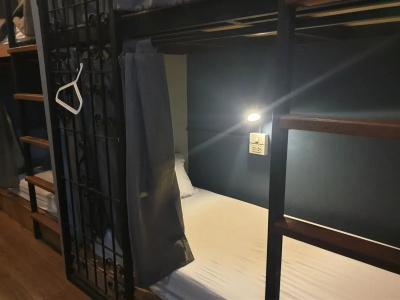 Silom Space Hostel - 44