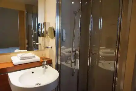 Best Western Royal Caen - 34