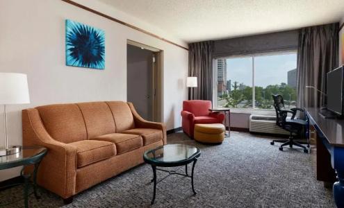 Hilton Garden Inn Charlotte Uptown - 67