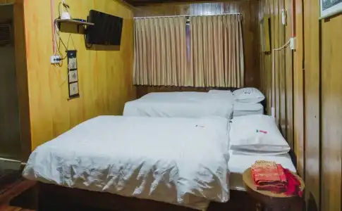 The History Cafe' & Guesthouse - 4
