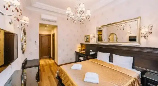 Hermitage Boutique-Hotel - 4