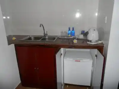 Divers Lodge Guest House - 25