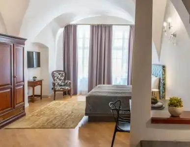 Chateau 9 - 5