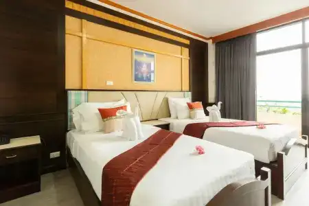 Surin Majestic - 6