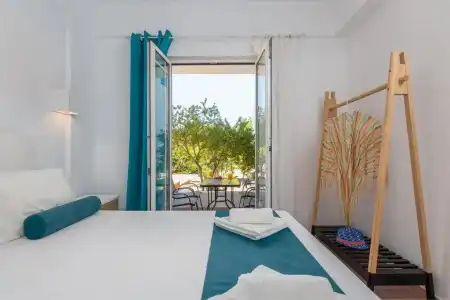 W Suites by Estia - 43