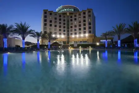 Oceanic Khorfakkan Resort & Spa - 3