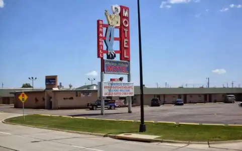 Western Holiday Motel - 3