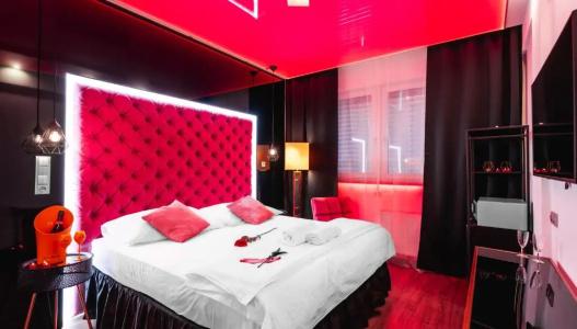 Aura Design & Garden Pool - 47