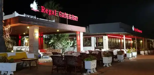 Regal - 8