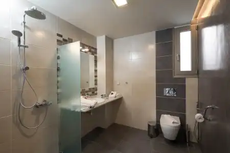 Belvedere Apartments and Spa - 9