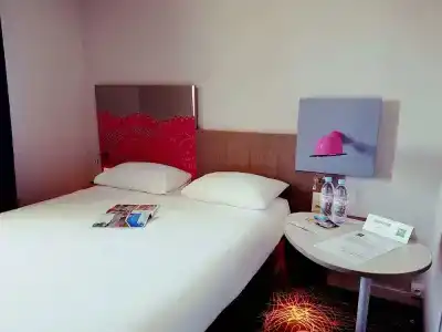 ibis Styles Arles Palais des Congrès - 1