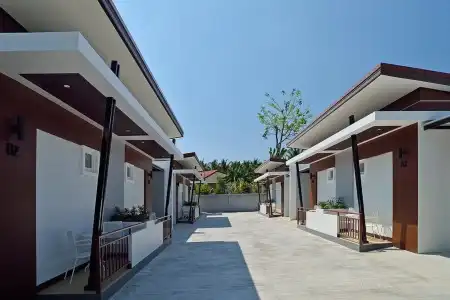 The Rich Resort - 8