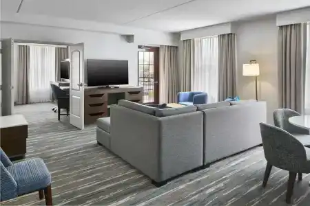 Hampton Inn & Suites Saratoga Springs Downtown - 46