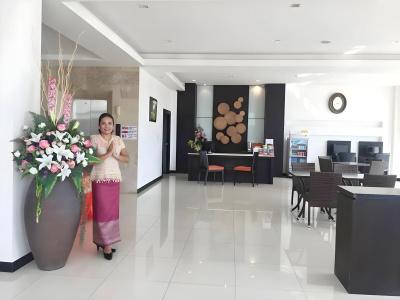 The White Pearl - 20