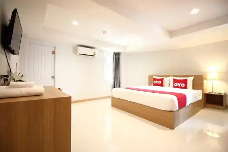 Super OYO 483 Pannee Khaosan - 45