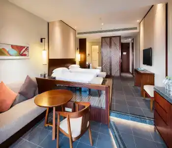 Hilton Sanya Yalong Bay Resort & Spa - 1