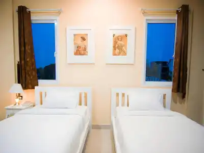 Boonsiri Boutique - 2