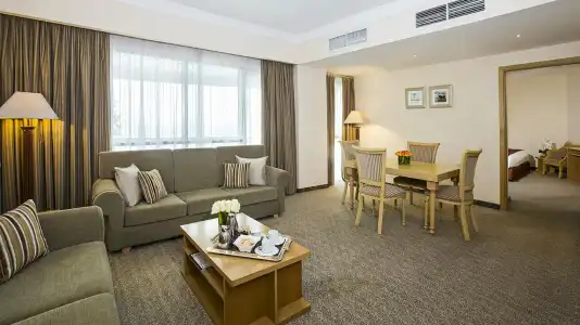 City Seasons Dubai - 8