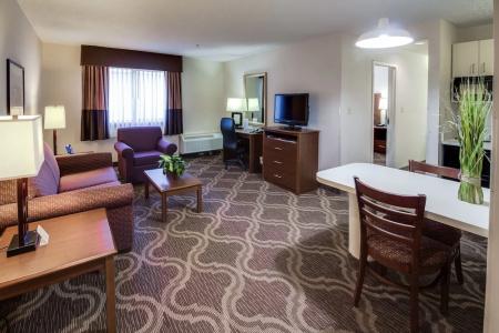 Ashmore Inn and Suites - 37