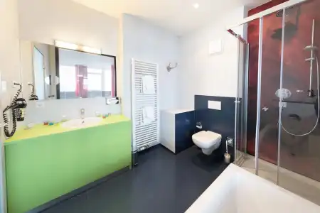AMH Airport-Messe-Hotel - 109