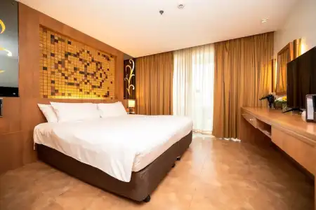 Centara Nova Pattaya - 34