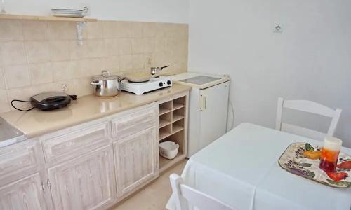 Yialos Studios - 66