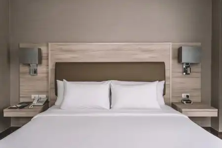 Adelphi Suites Bangkok - 56