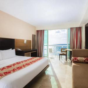 Krystal Cancun - 47