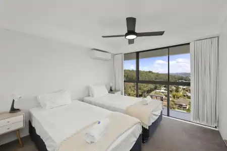 Gemini Court Holiday Apartments - 247
